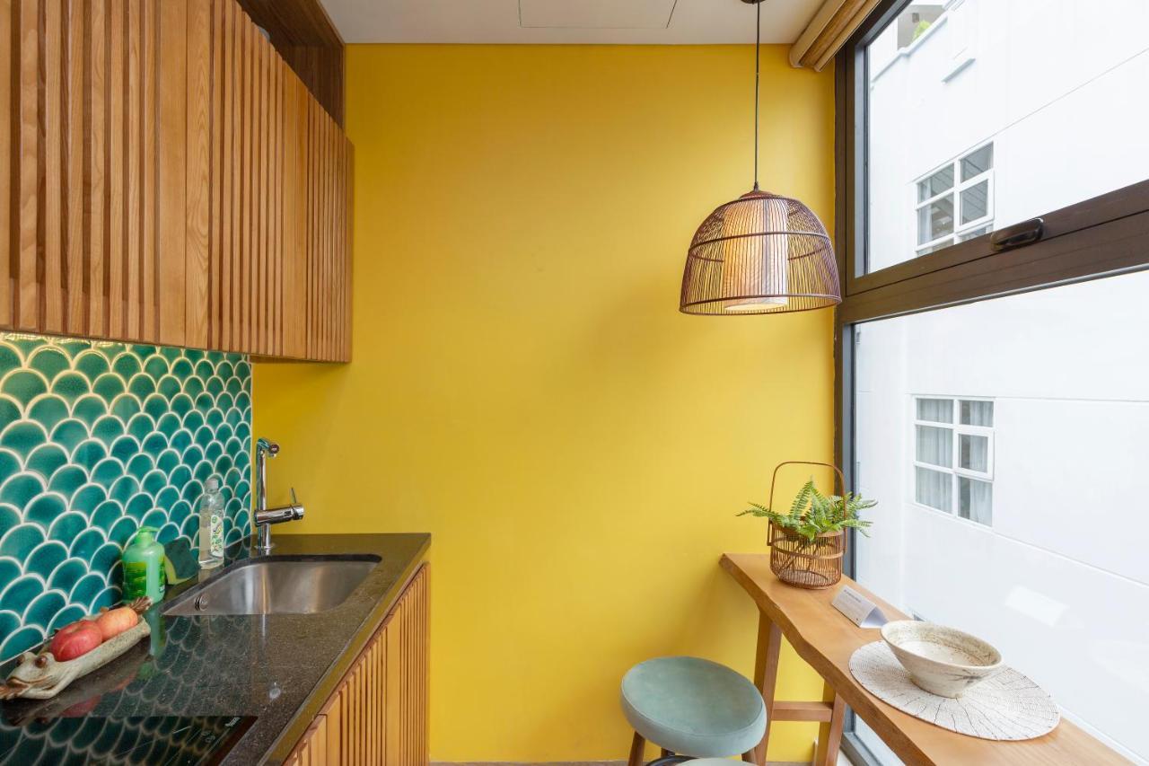 Hostel Seahorse Market By Haviland *